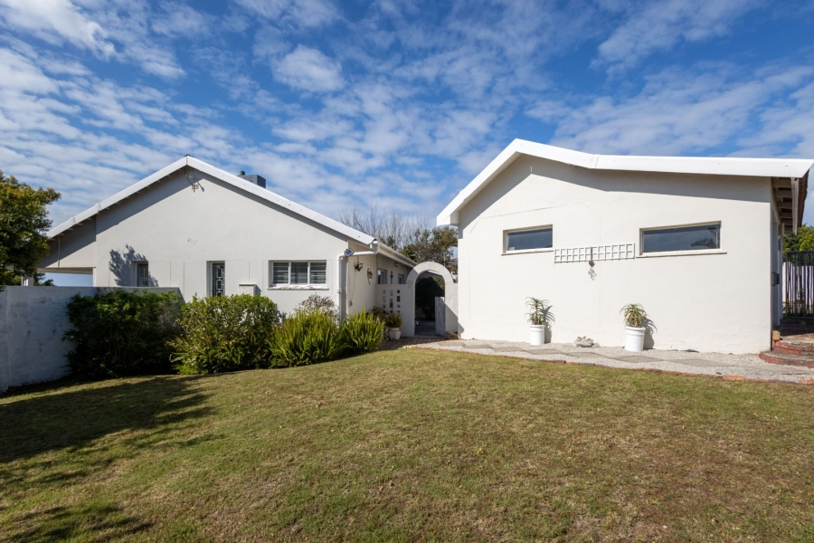 3 Bedroom Property for Sale in Upper Robberg Western Cape